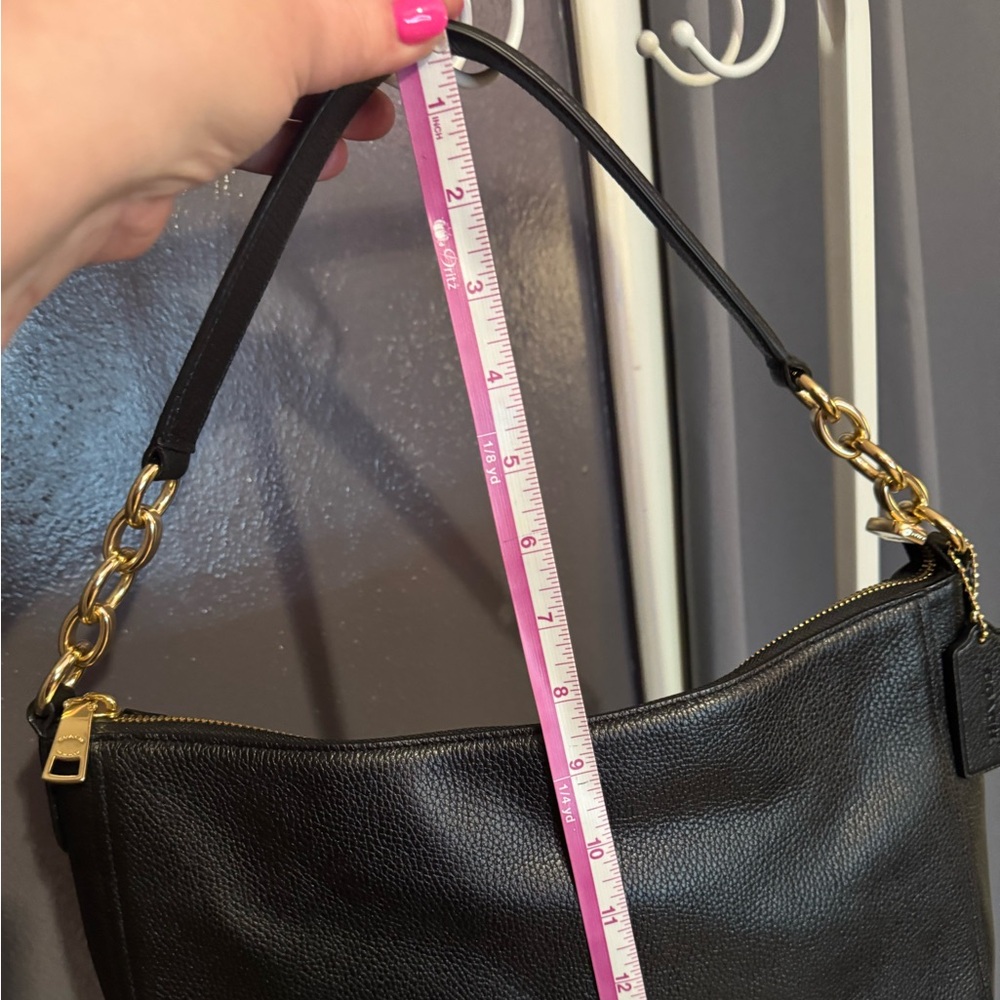 Coach Chelsea Hobo Bag - Black Pebbled Leather with Gold Hardware - Picture 6 of 14